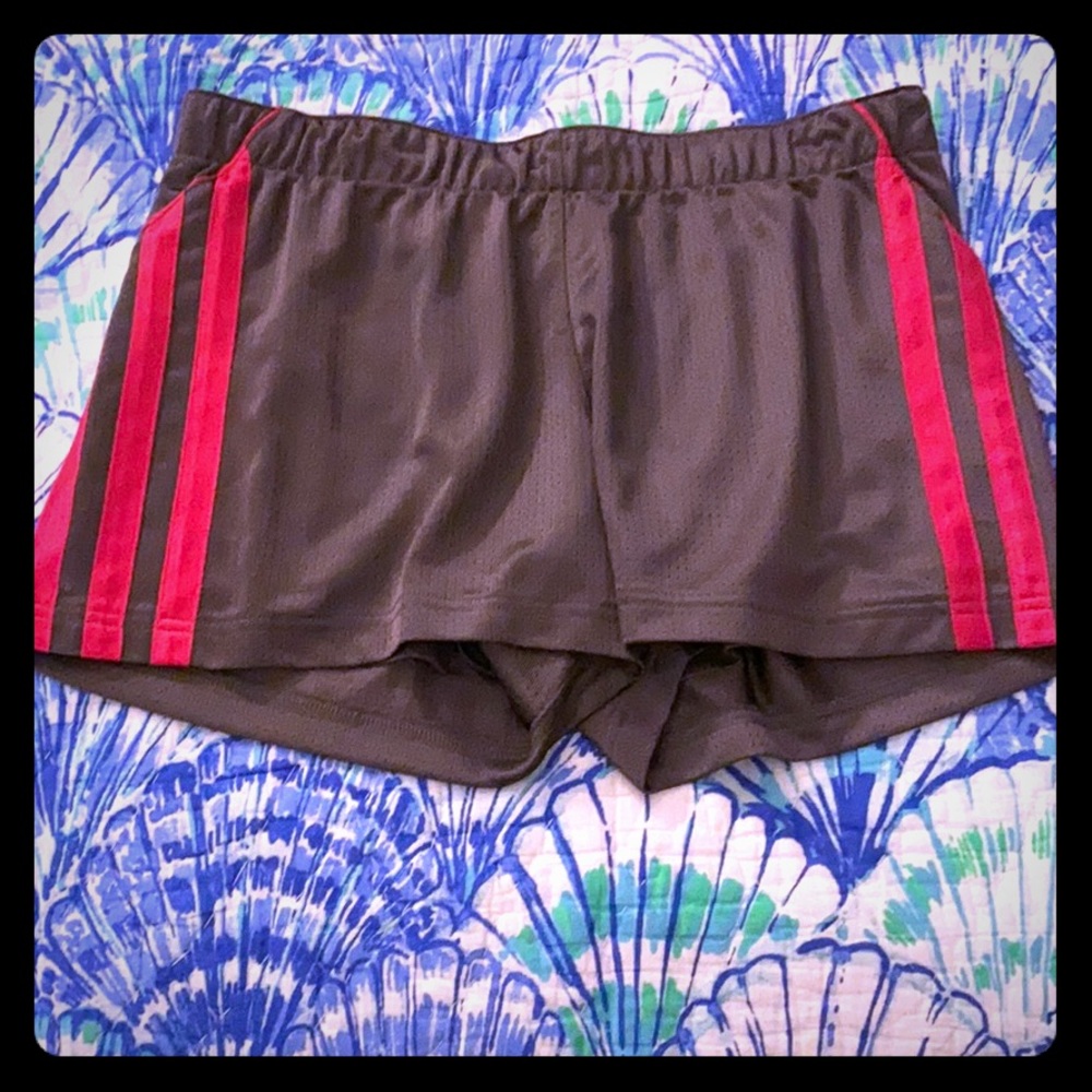 Adidas running shorts EEEEUUCCC